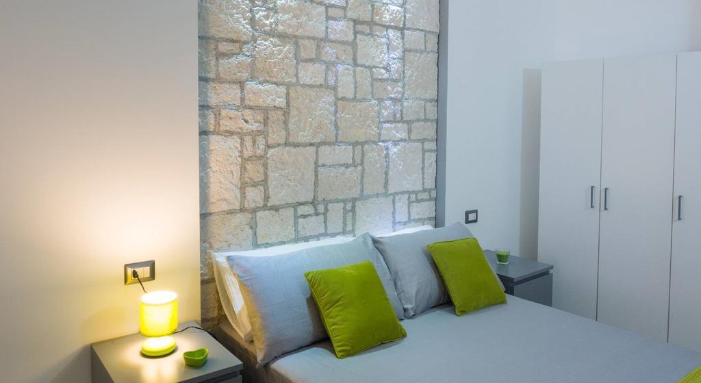 Donsanto Apartment *